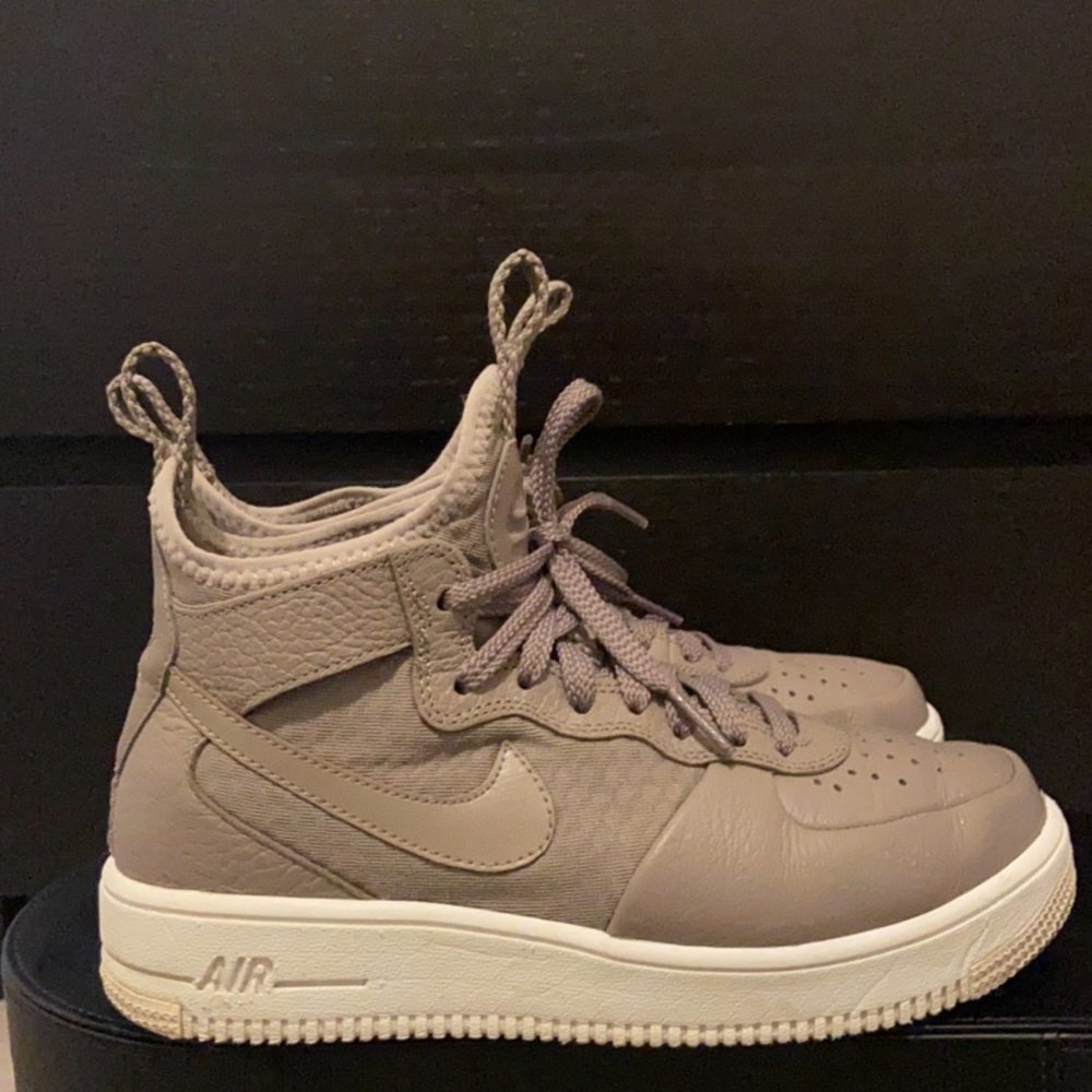 Air Force 1 Ultraforce Mid style - NIKE